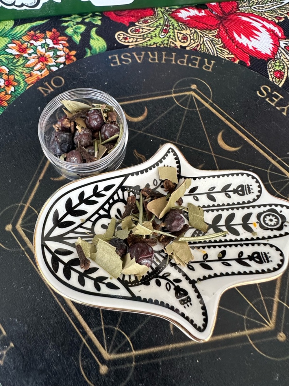 Shield & Guard Ritual Kit | Protection Spell | Energy Shielding Set - Picture 3 of 3
